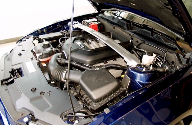 2012 Mustang  GT Engine