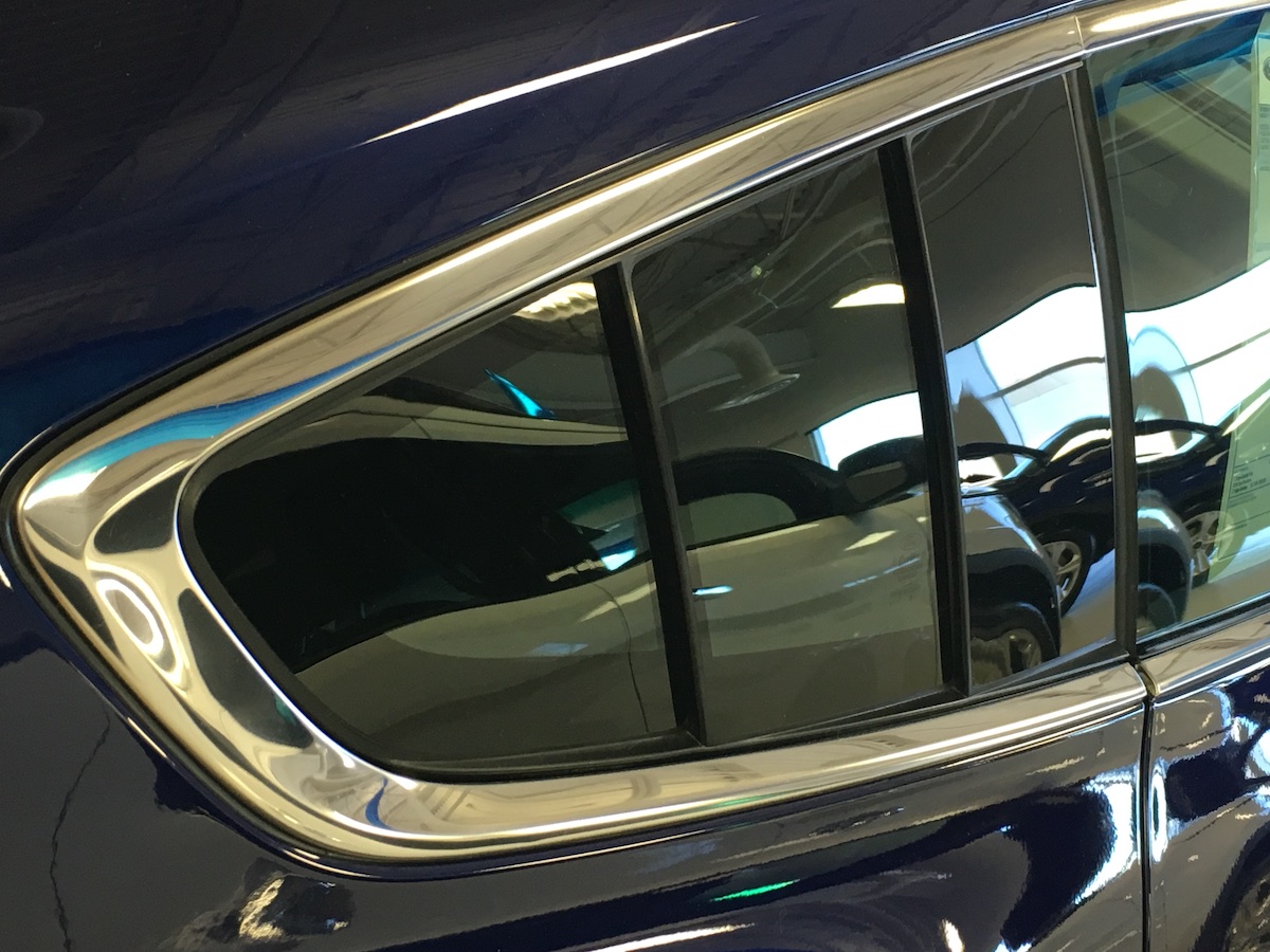 rear quarter window glass louvers
