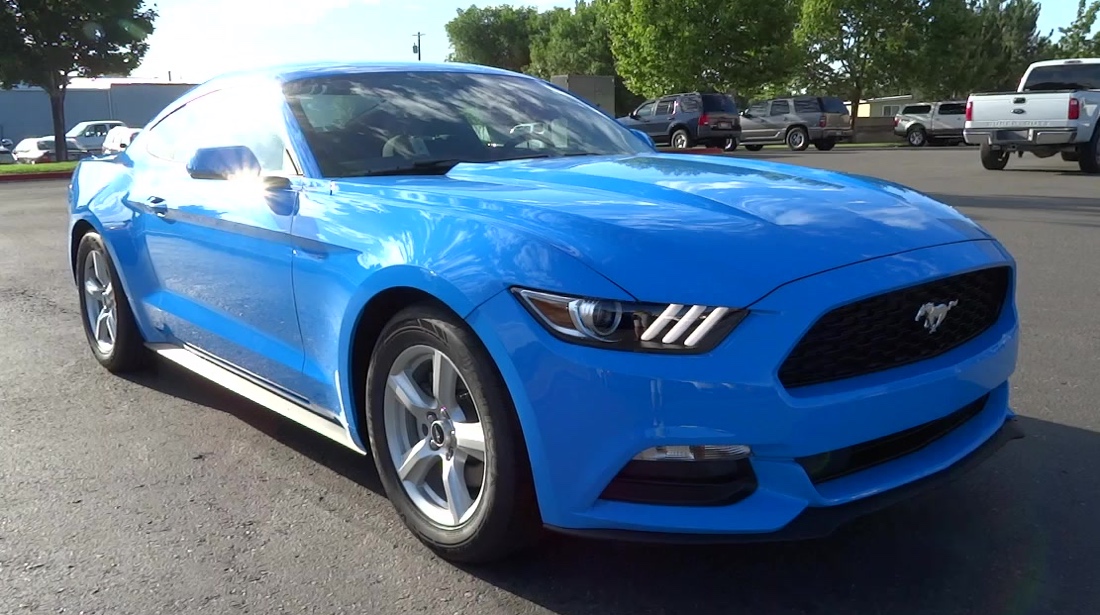 2017 Grabber Blue V6 Mustang