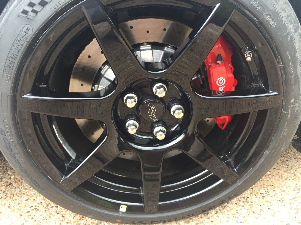 Carbon-fiber wheel and Brembo brakes