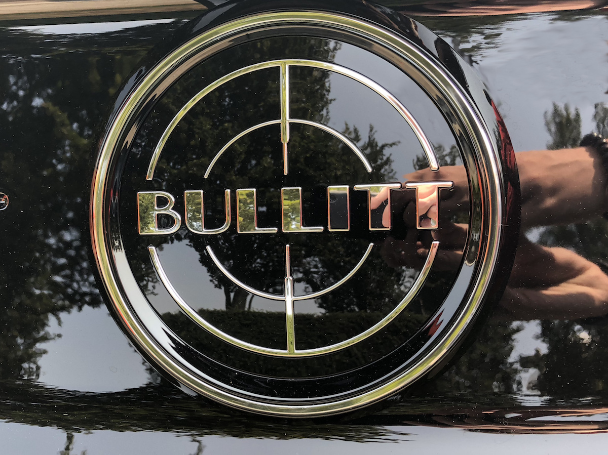 Mustang Bullett badge